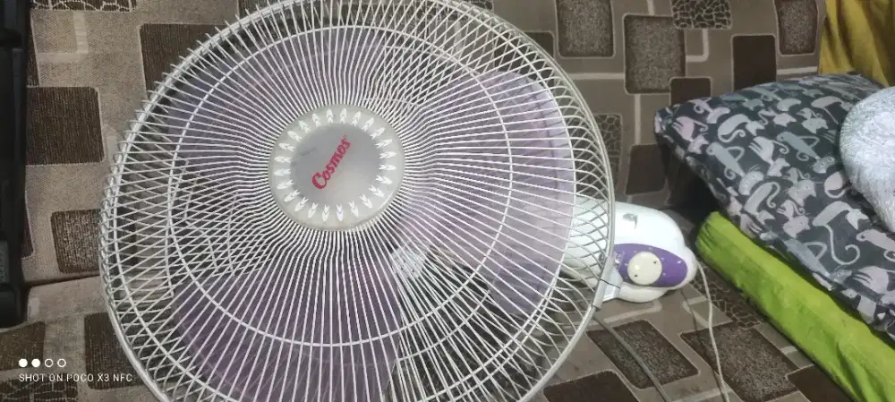 Kipas angin cosmos dinding 16