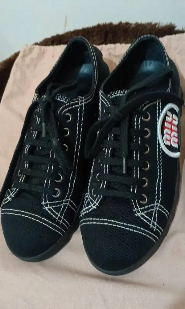 Miu Miu sneaker Auth-preloved