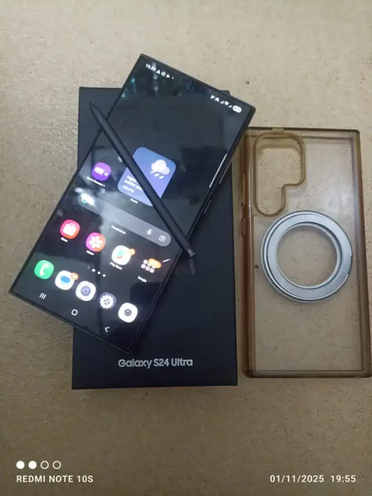 Samsung galaxy S24 ultra  12/256 GB
Garansi on sampai 02/2026