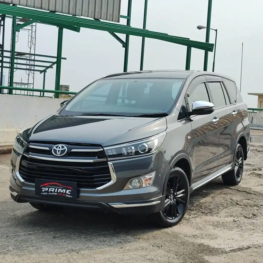[DP 5 Jt] Toyota Kijang Innova 2.0 Venturer Automatic 2018 - RECORD