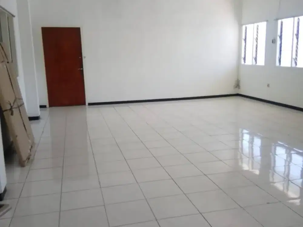 GUDANG SIAPA PAKAI,  MARGOMULYO INDAH Habis di Renov Total