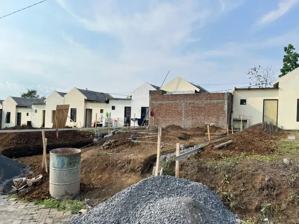 Rumah Ready Unit Malang Siap Huni, 7 Menit Exit Tol Sawojajar