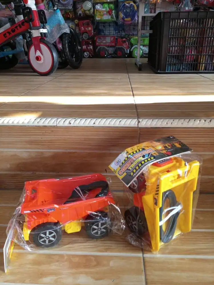 mainan anak truk dump tarik