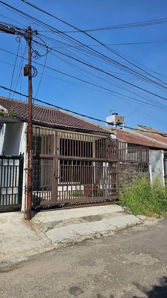 Dijual Rumah Siap Huni di Taman Kopo Indah Bandung