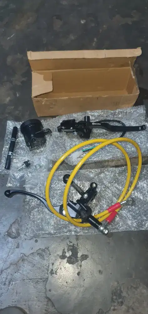 HANDLE REM BREMBO BIG SMOKE KANAN KIRI + BONUS SELANG REM KONDISI BARU