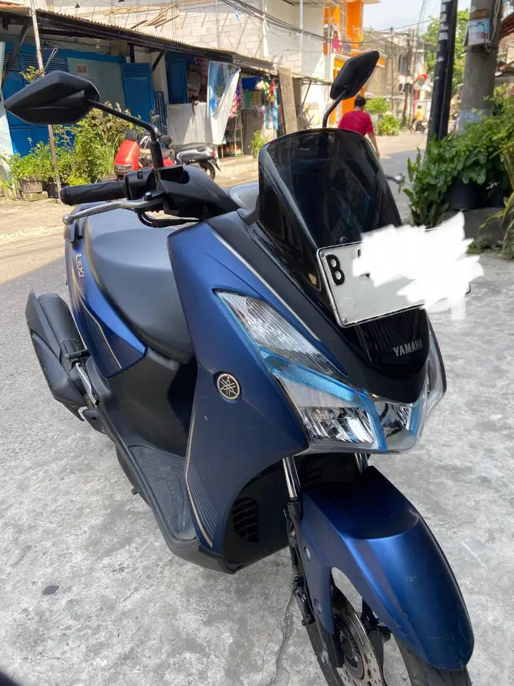 [Jual Cepat] Motor Lexi 2023 Navy