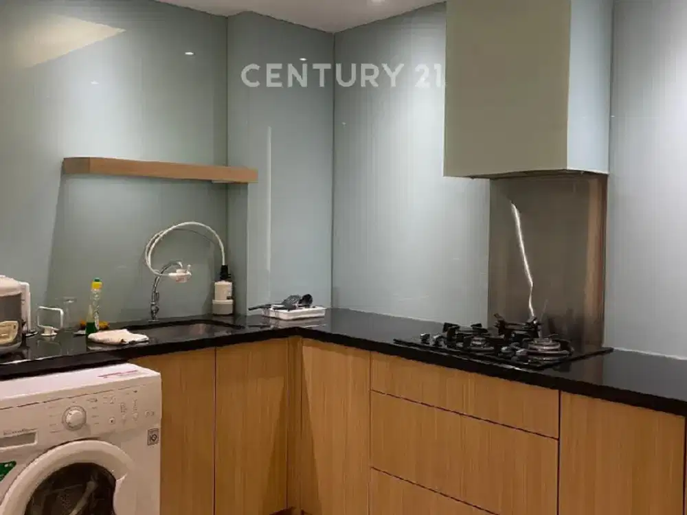 Aprtemen Sahid Lantai Tinggi Baru Renovasi