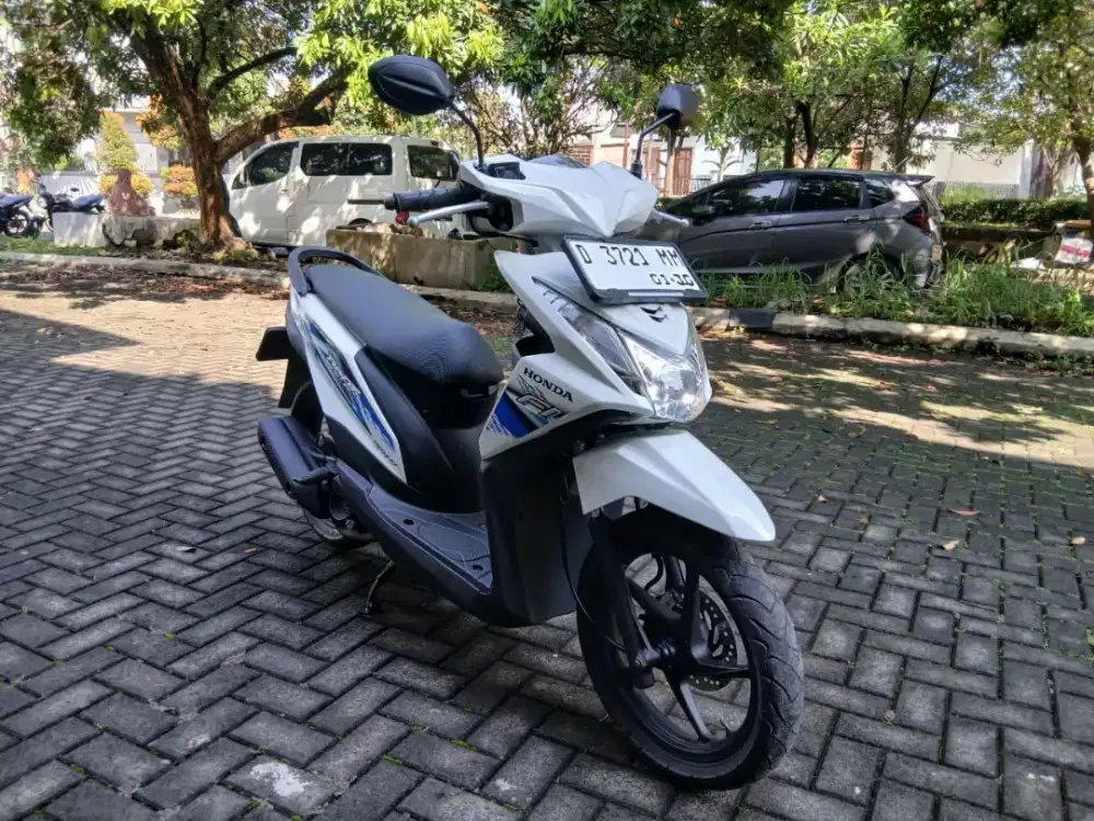 Honda Beat Fi Th 2015/2014 Lengkap Pajak Panjang Siap Pakai Kotamadya