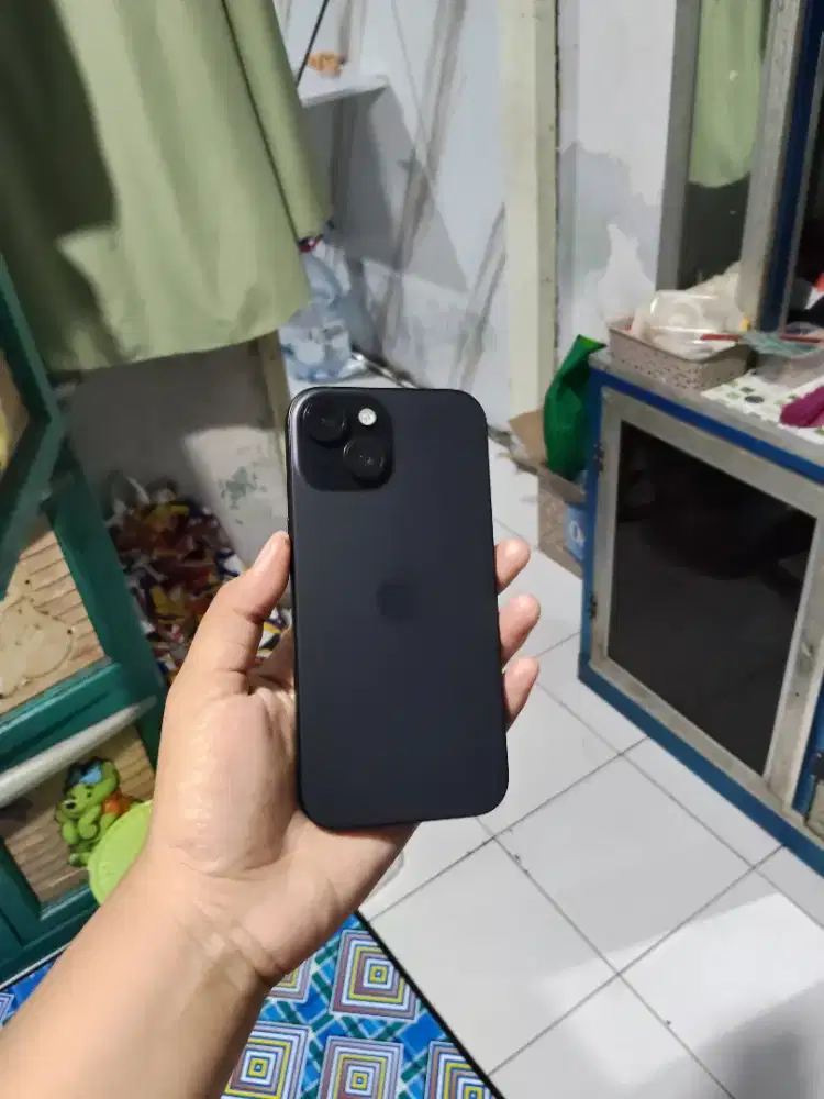 iPhone 15 128gb Garansi Resmi Blibli