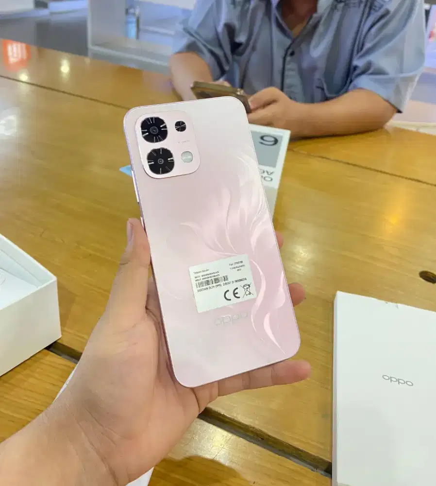 OPPO A6 Pro Spesial Kredit Bunga 0% by KREDIVO