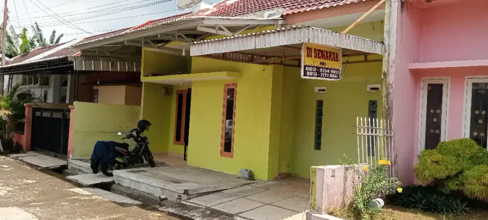 Di Kontrakan Rumah Tinggal
