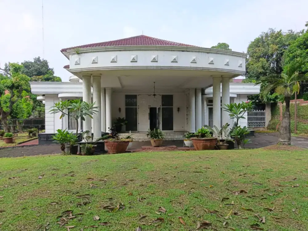 Rumah 2 Lantai, 6 Kamar Tidur, Jl.Margasatwa, Pondok Labu, Cilandak.