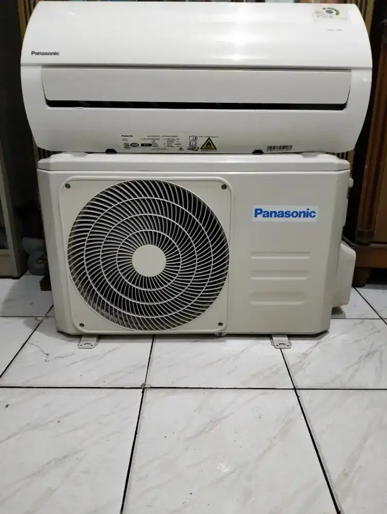 ac split 1/2 pk panasonic dingin, bagus, ori
