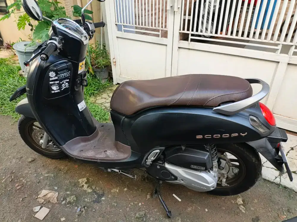 Scoopy prestige keyless 2023
