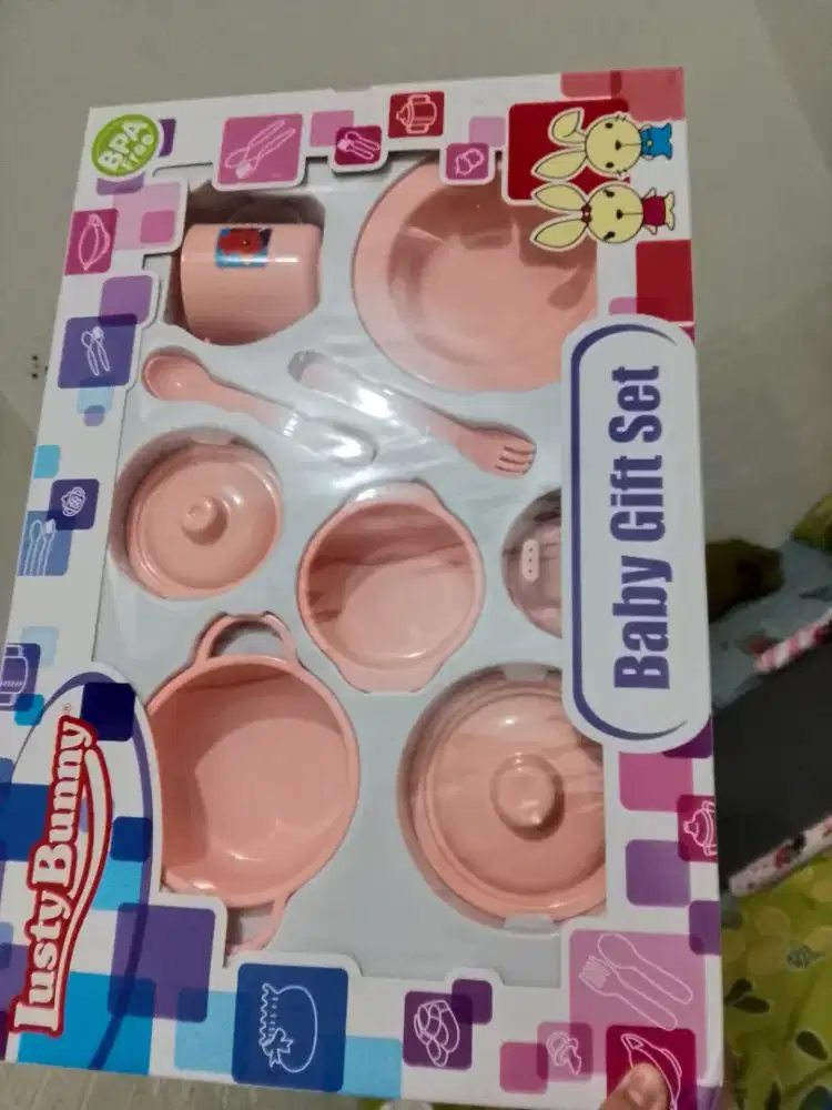 Set alat makan bayi MPASI