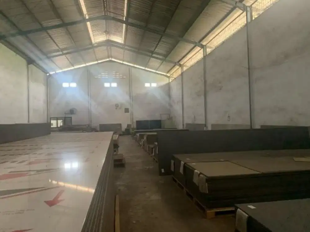 Dijual Lelang Gudang Jalan Husein Sastranegara Jurumudi, Benda - Kota Tangerang