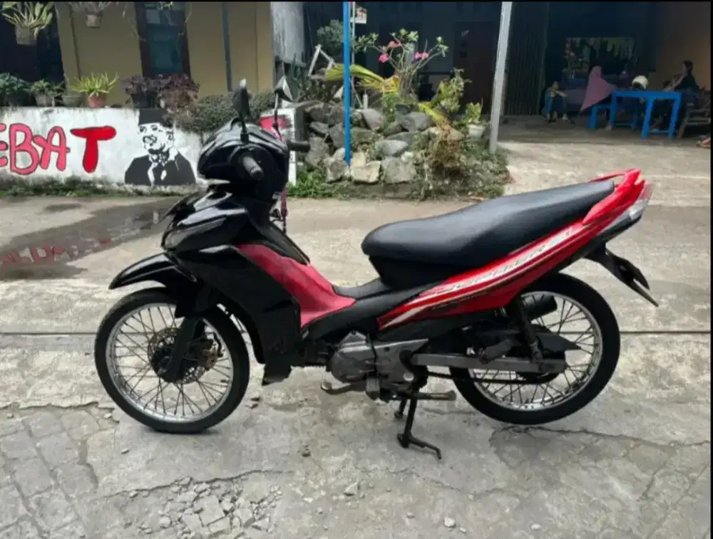 Jupiter Z1 injeksi thn 2015 plat ab kota