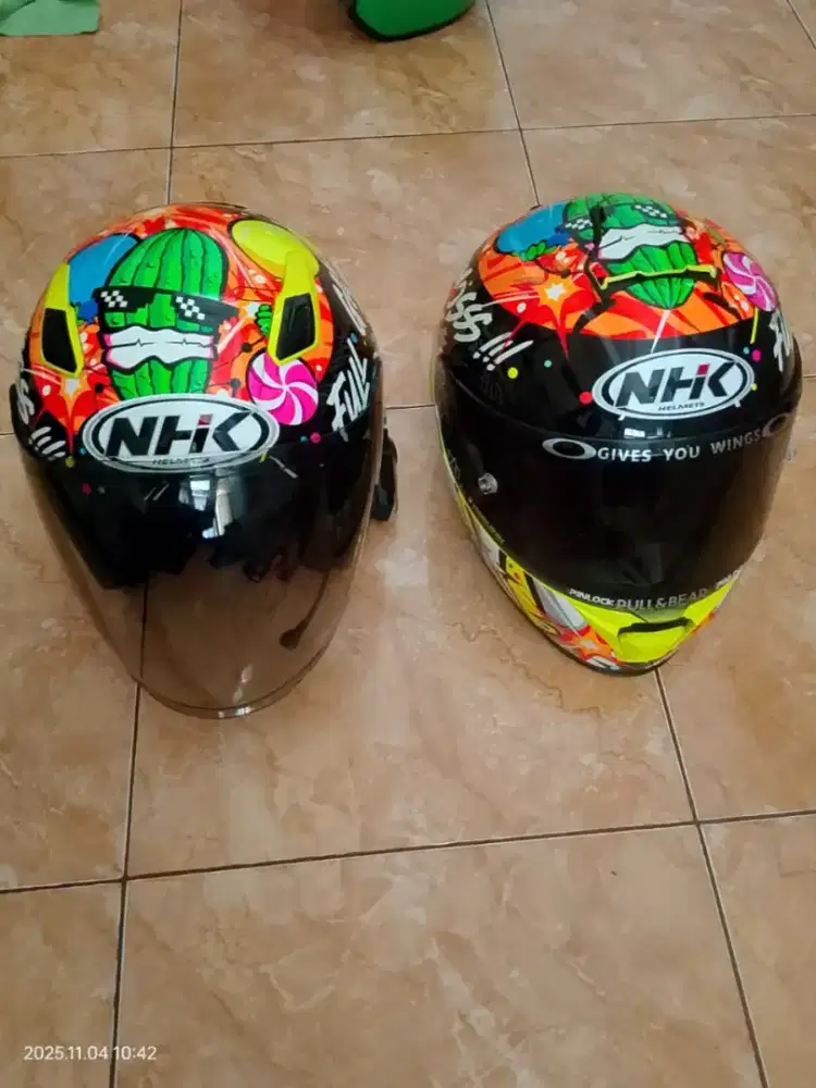 Helm couple nhk full face dan half face