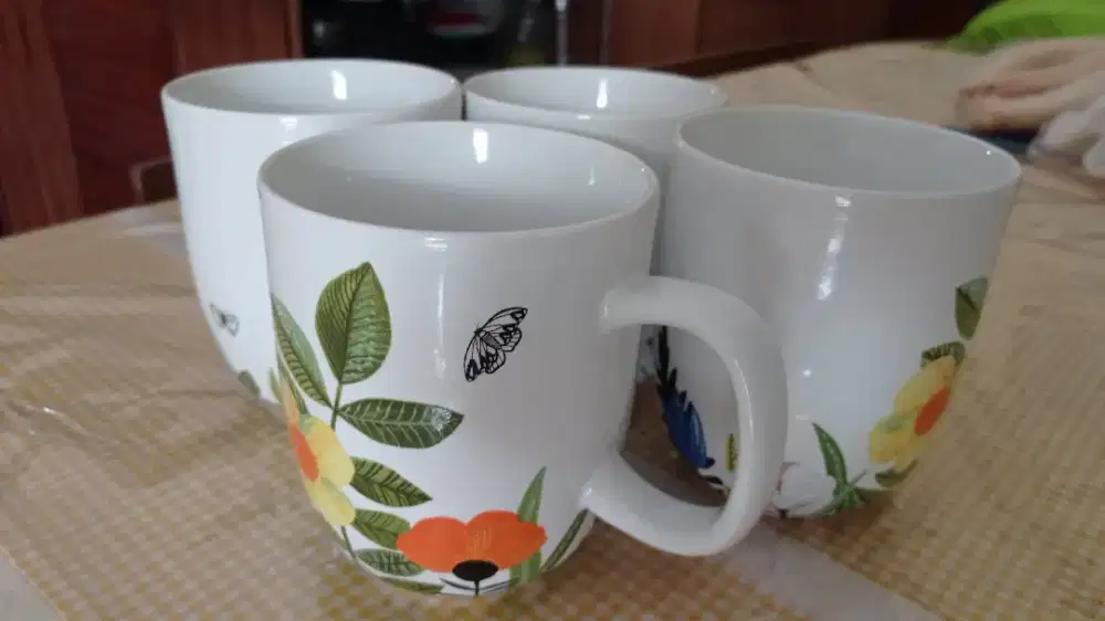 Set 4 Mug size 500 cc