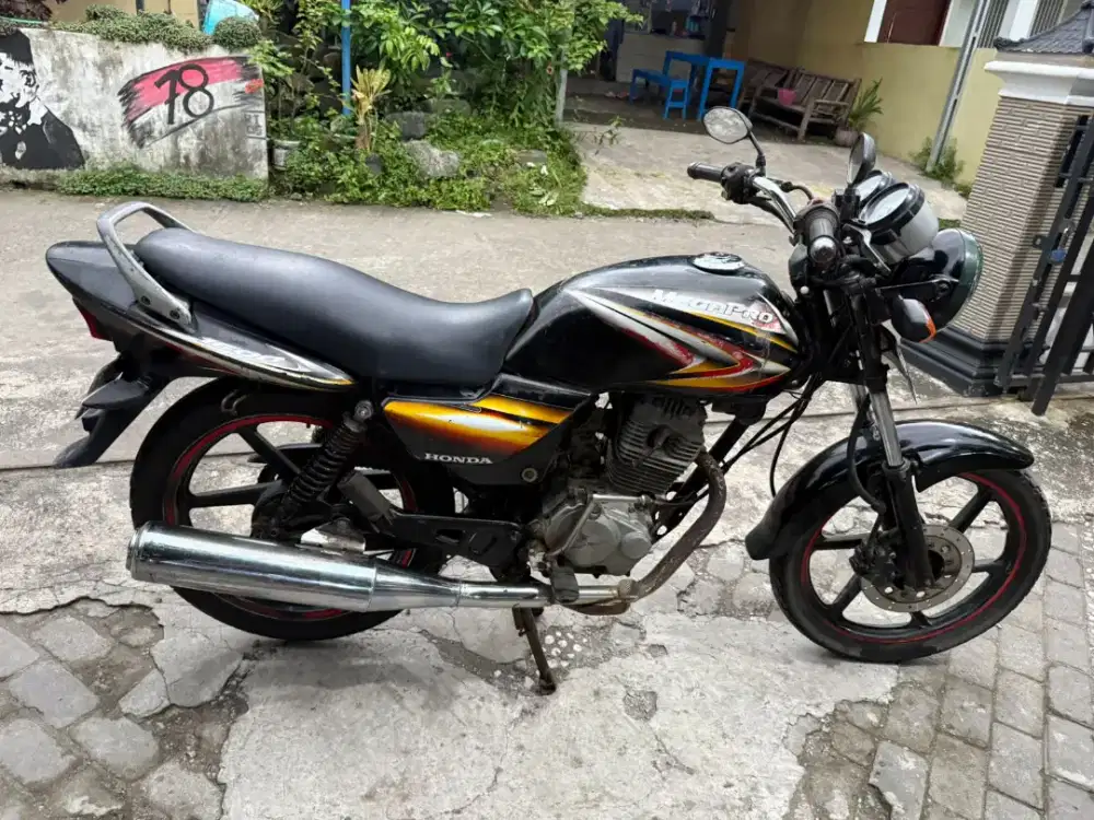 Megapro THN 2005 plat AB Bantul