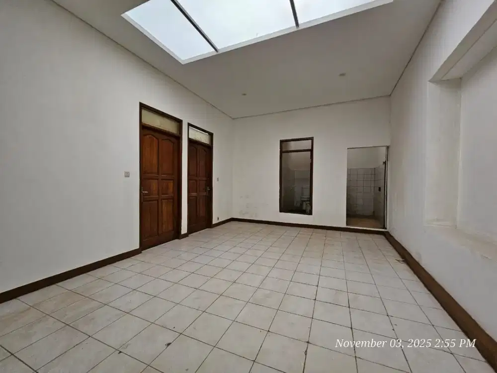 DISEWAKAN RUKO 2 Lantai di KEBON JATI mainroad- cocok u salon/counter hp/barber dll -FF