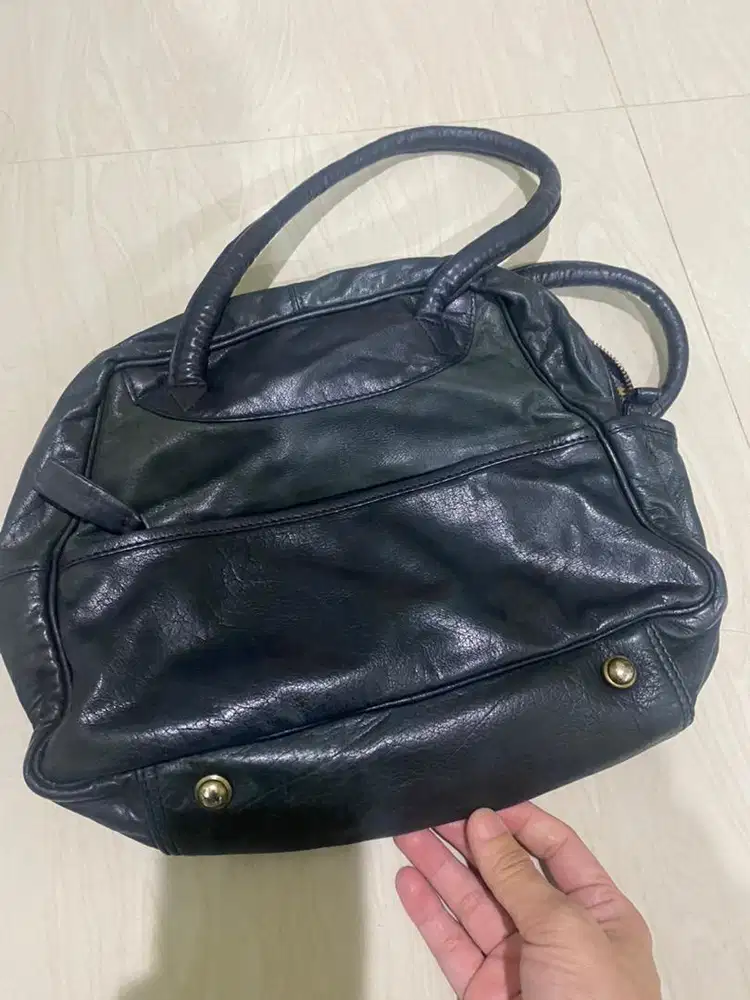 Preloved - dipakai sesekali