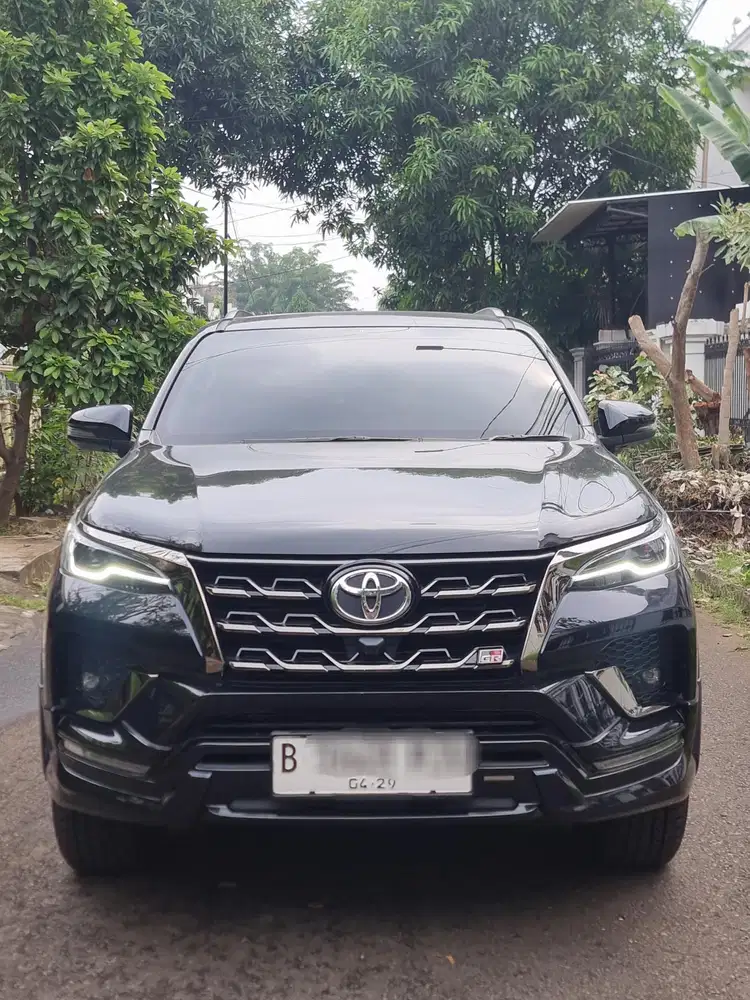Toyota Fortuner 2024 (4.700 KM Ultra LOW)