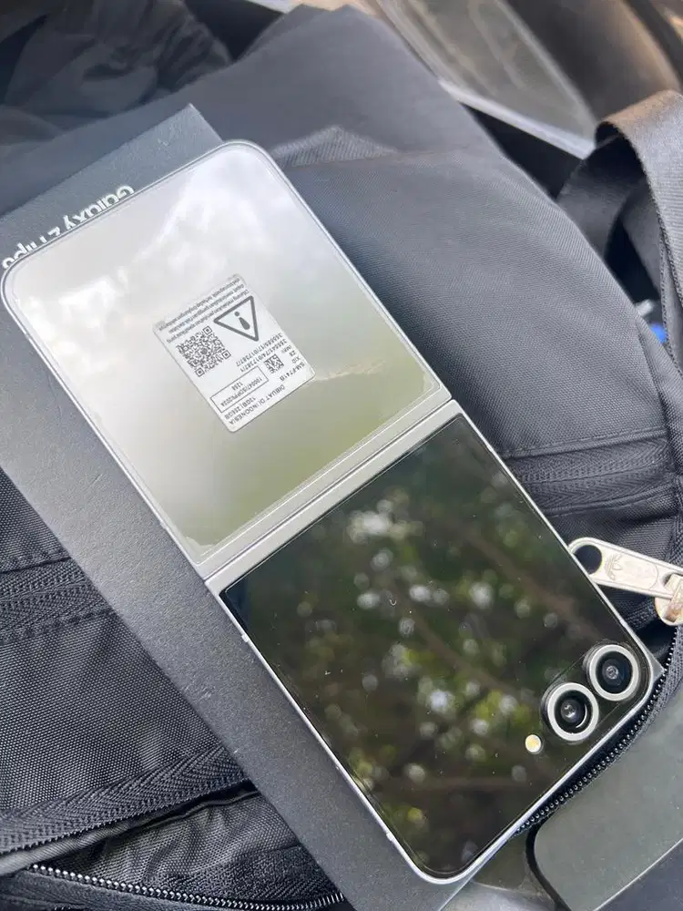 Samsung galaxy z flip 6