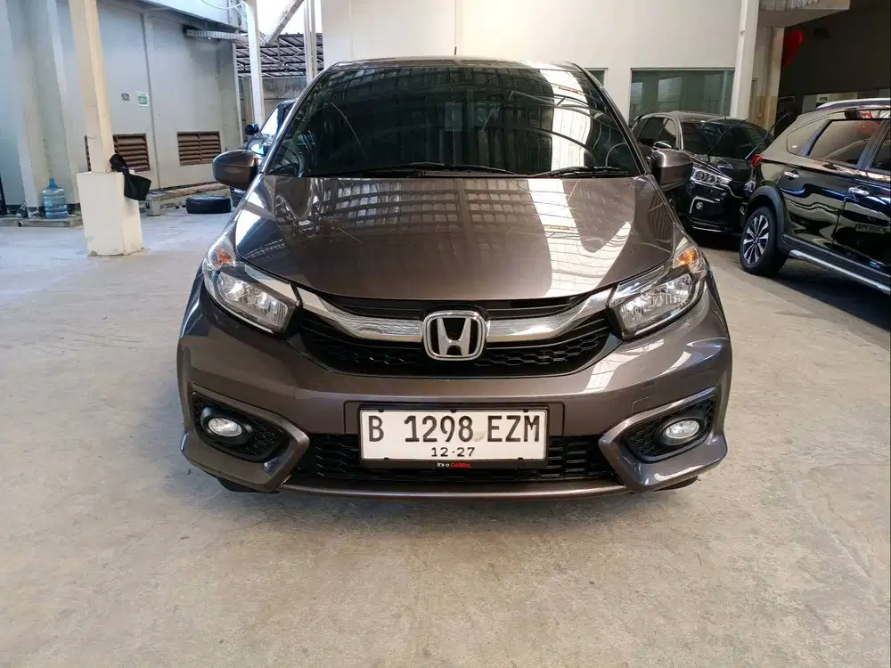 Honda Brio E Satya AT 2022 Abu-abu PREMIUM B1298EZM