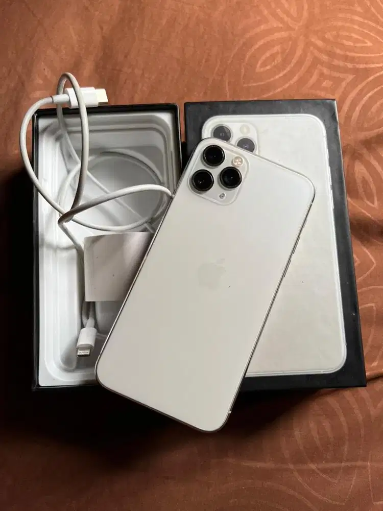 Iphone 11 pro 64gb inter smartfren only