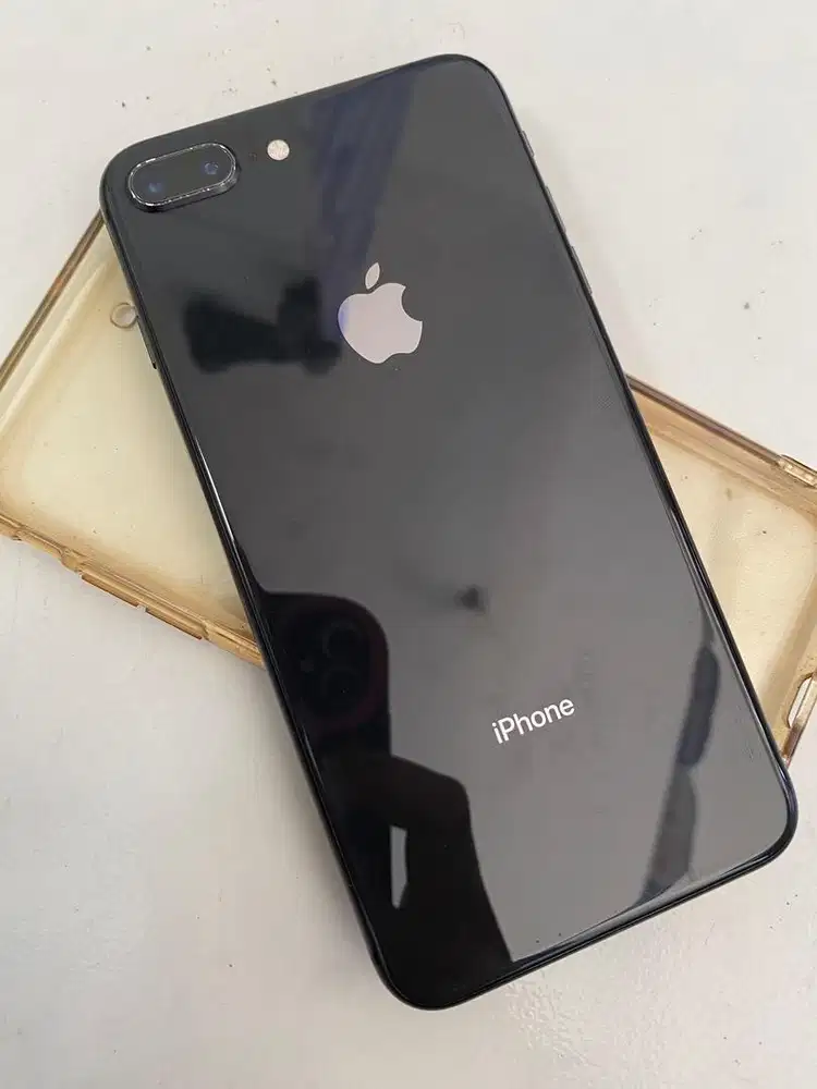 Jual iphone 8 plus 64GB inter all operator full set