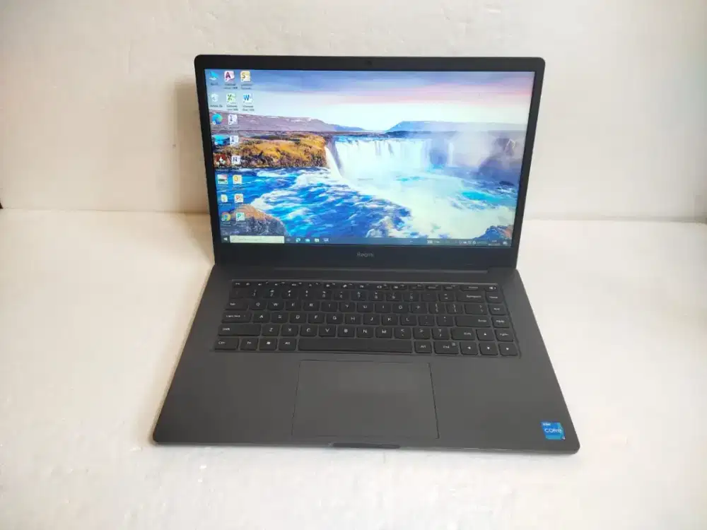 A1015 Redmibook 15 core i3-1115G4 gen 11 Ram 8GB ssd 256GB