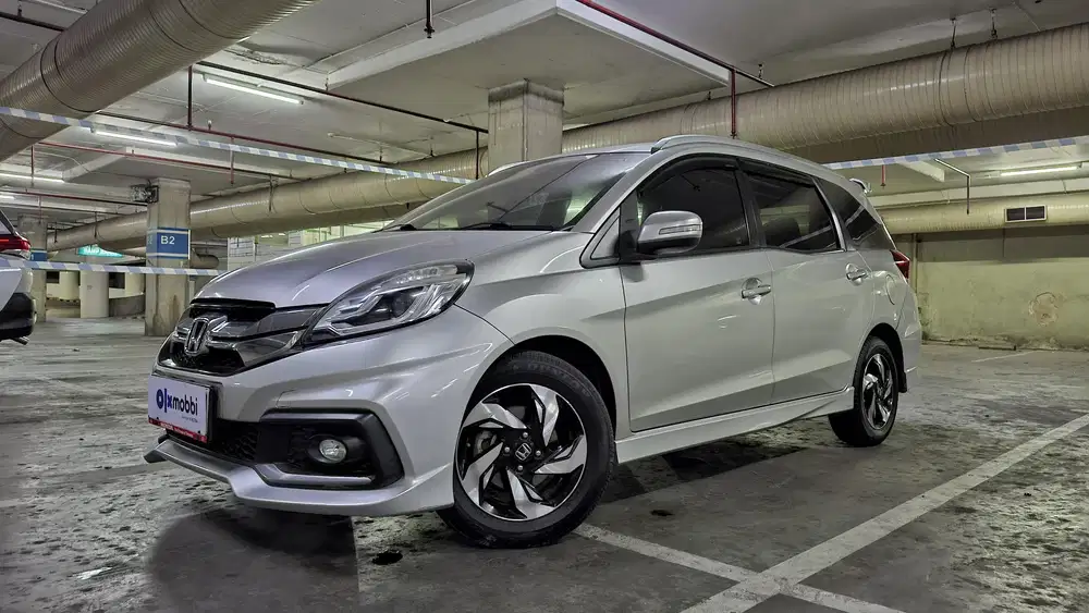 Pajak Panjang - Honda Mobilio 1.5 RS Bensin-MT 2015