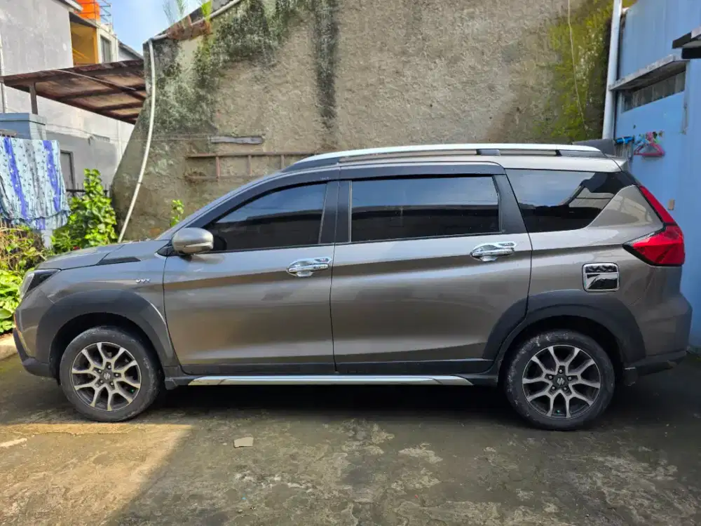 Dijual Suzuki XL7 2020 F Cianjur