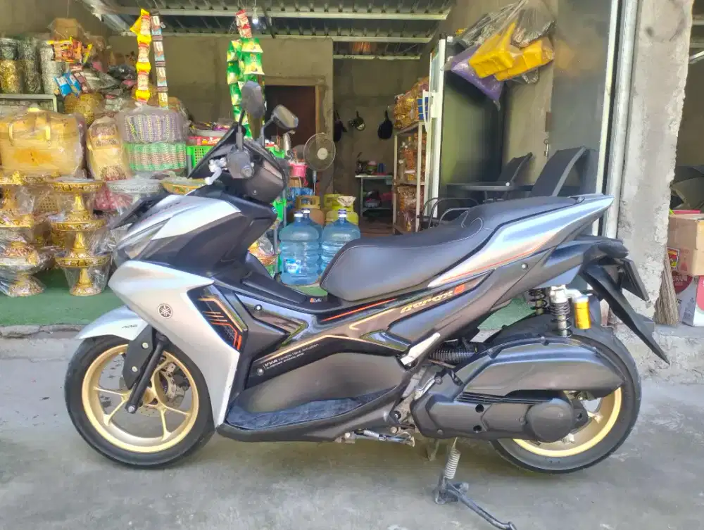 Aerok 2024 ABS silver tgn pertama plat Gianyar