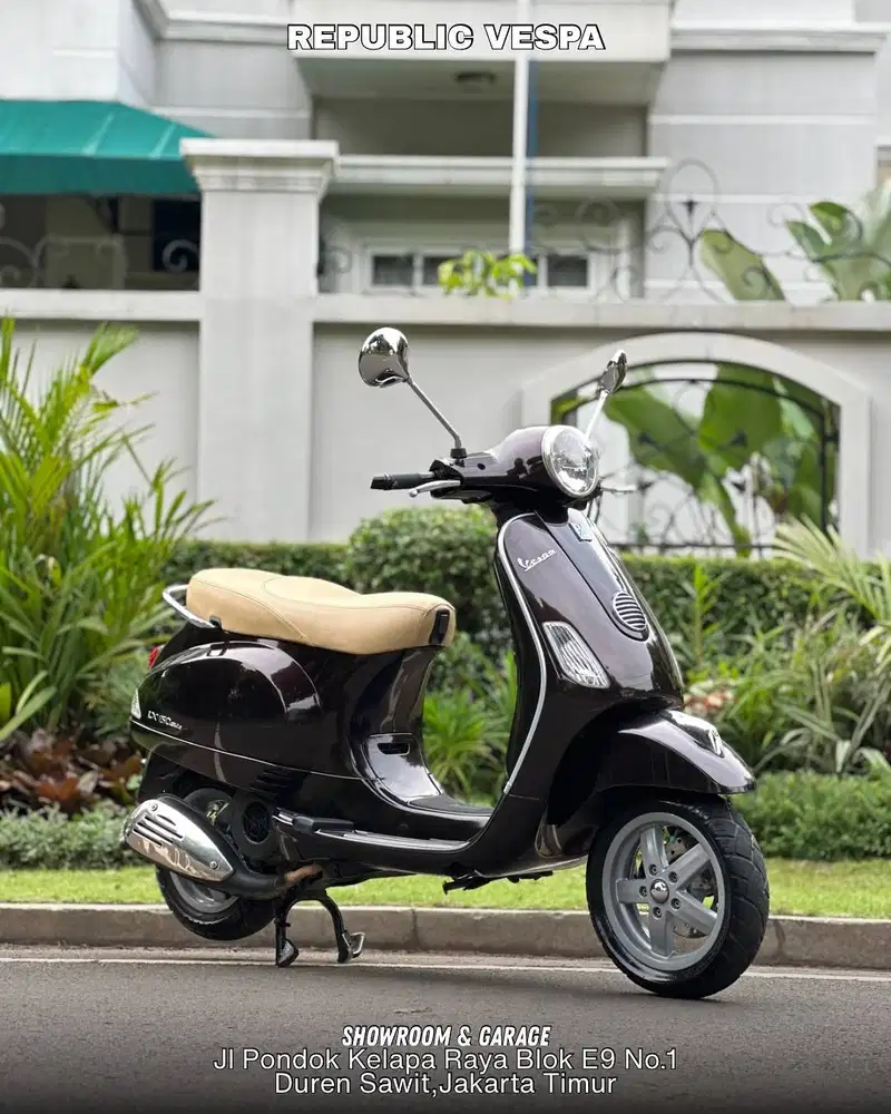 DIJUAL CEPAT PIAGGIO VESPA LX 150 3VIE TAHUN 2013 WARNA COKELAT