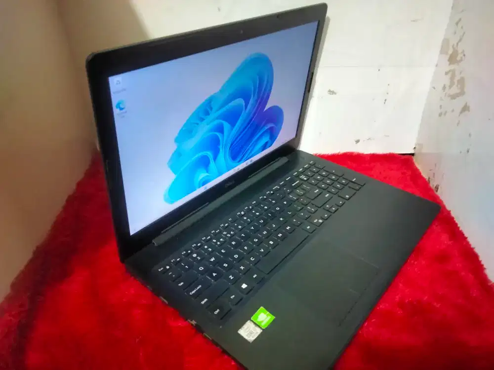 Dell Inspiron 3593/core i7 gen10+RAM16gb/ssd 512gb/VGAiris+Nvidiamx230