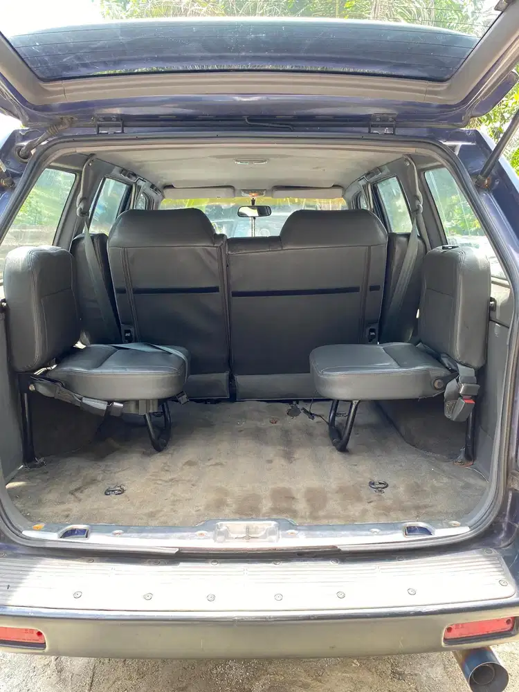 Mersedes ban samyong