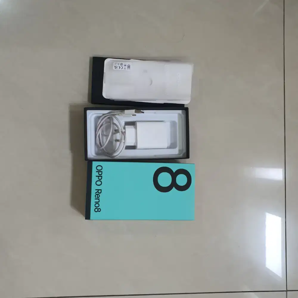 Oppo Reno 8 4g ram 8/256gb grs resmi fullset istimewa