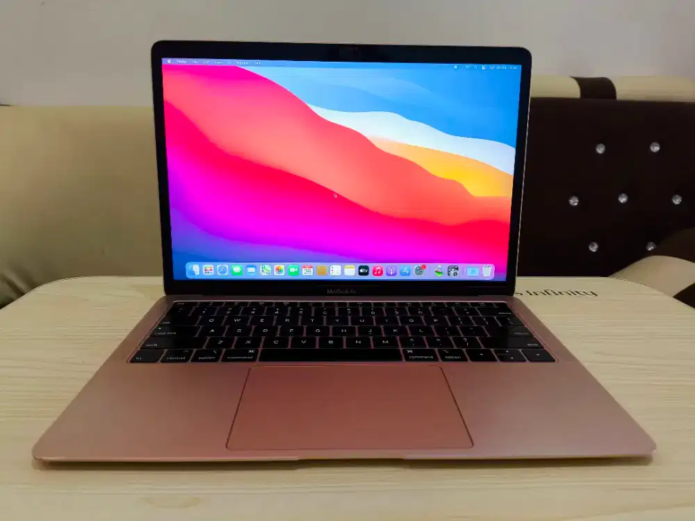 MACBOOK AIR RETINA 13 INCH 2018 ROSE GOLD PEMAKAIAN PRIBADI
