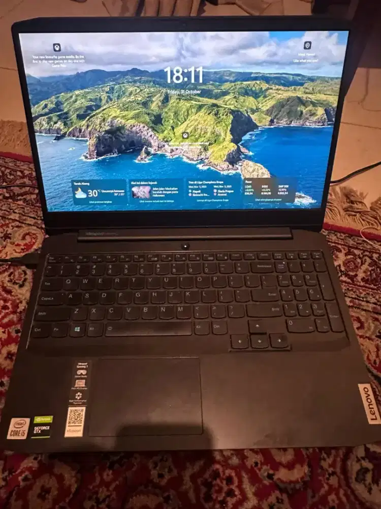 Lenovo ideapad gaming 3 15 core i5 gen10 vga gtx 1650 Ti 4gb