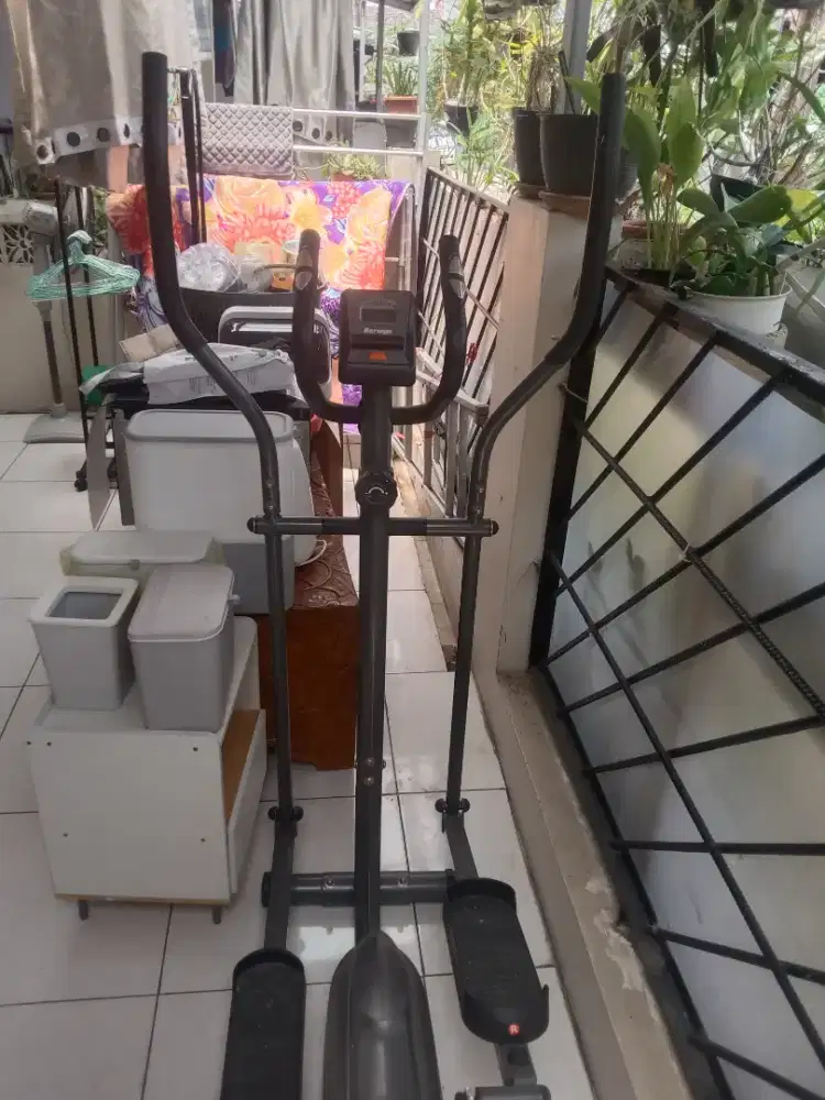 Alat olahraga merk berwyn