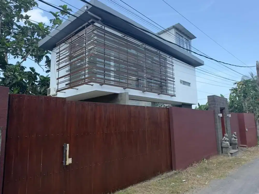 Dijual Bangunan Komersial Gedung Kantor Coffee Shop