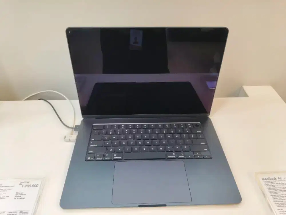 KREDIT MACBOOK SYARAT HANYA KTP DI HOME CREDIT. PROSES 15 MENIT AJA