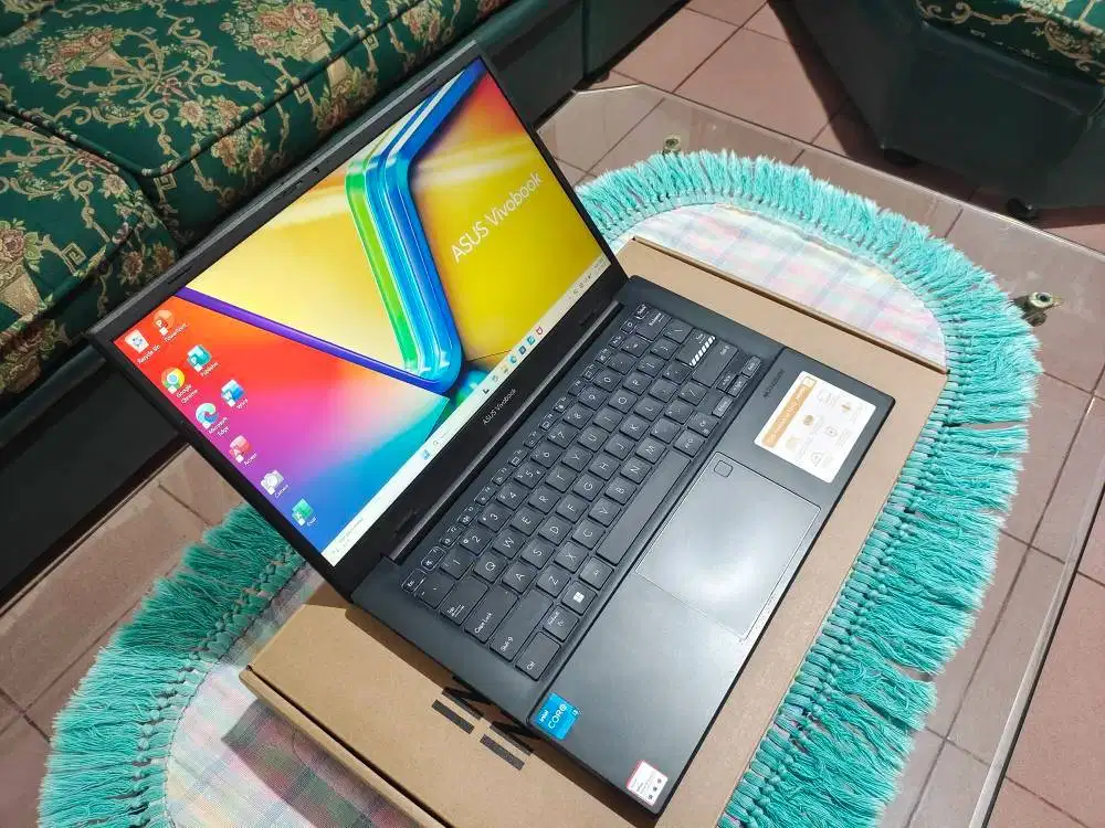 ️ Laptop ini bukan kaleng-kaleng — tipis, mewah, dan ngebutnya kebange