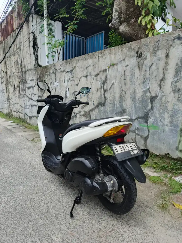 Yamaha LEXI 125 tahun 2018 motor siap pakai