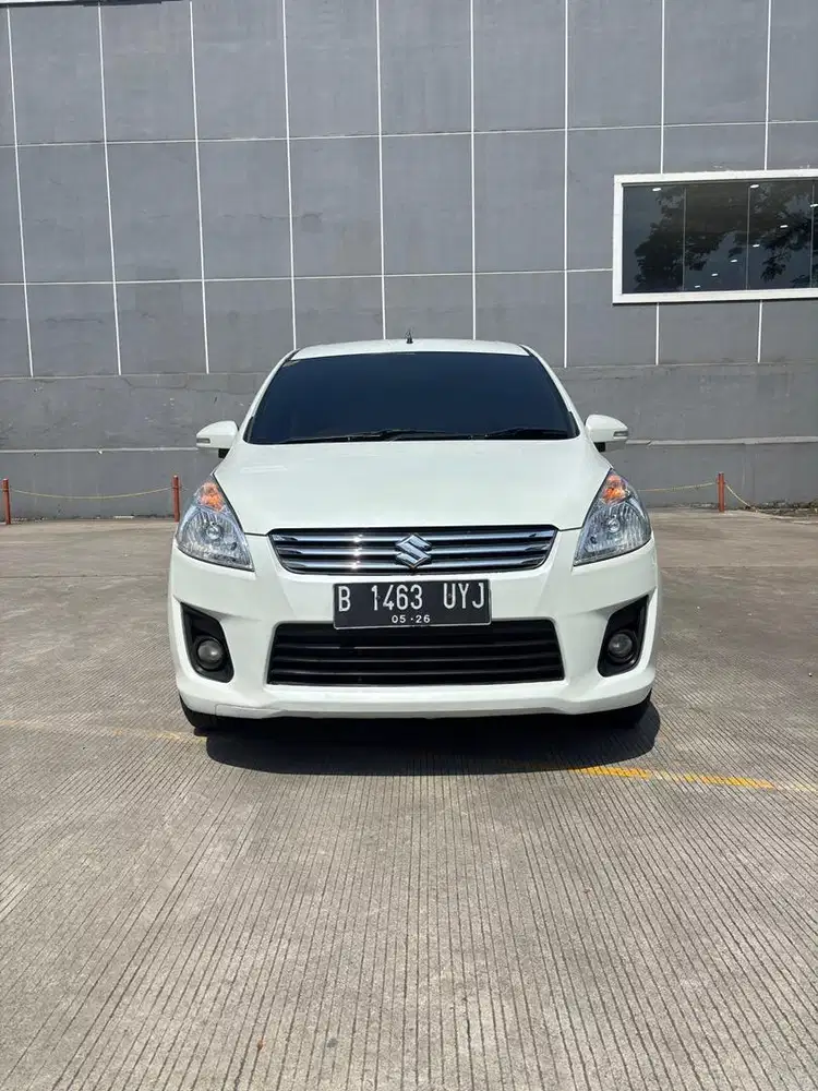 Ertiga Gx mt 2015 super low km