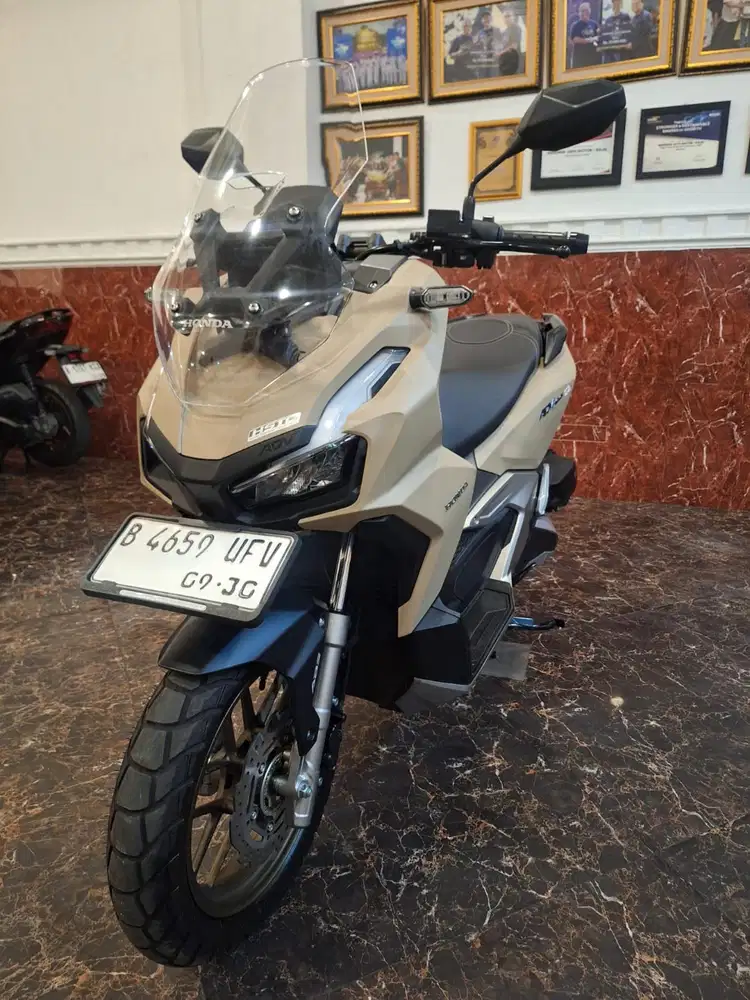 HUB KIKI DP PROMO ADV 160 ABS 2025 KM.RENDAH LANGKA/BISA TUKARTAMBAH