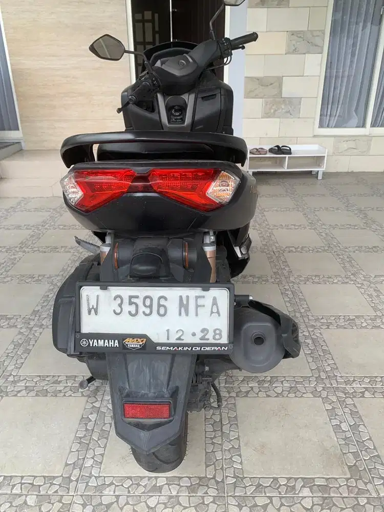 Di jual Yamaha NMAX 2023 (hitam)