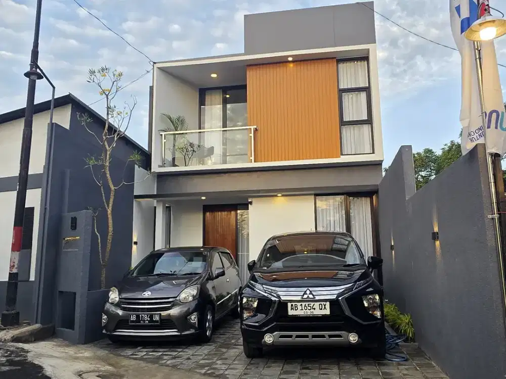 Rumah 2 lt Di Jogaj Utara Dekat Kampus UII